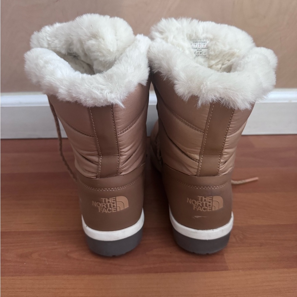 The North Face Tan Winter Boots with White Fur - Picture 2 of 5